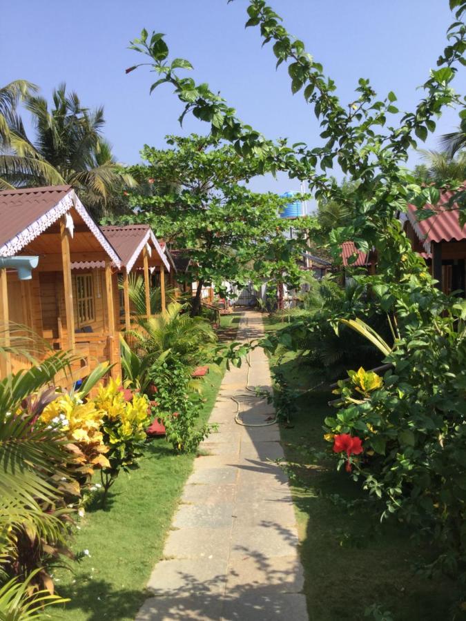 Happy Shack Beach And Wooden Huts Colva Bagian luar foto